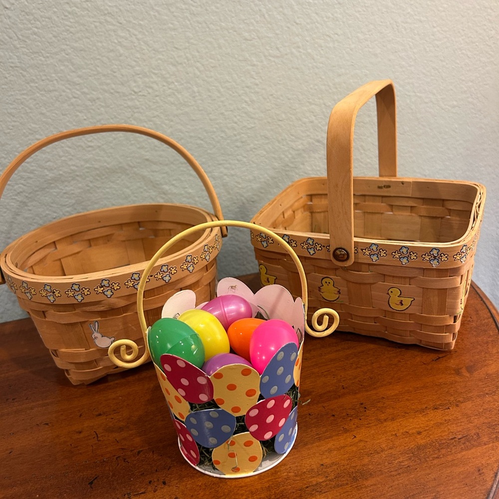 Colorful Easter Egg Basket Set